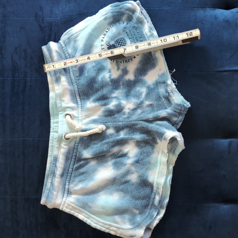 ππ«°πΌ Wavy Ocean State Rhode Island Tie Dye Shorts - Picture 3 of 10